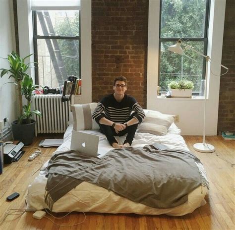 Bed Finn Harries Minimalist Living Room Mattress On Floor