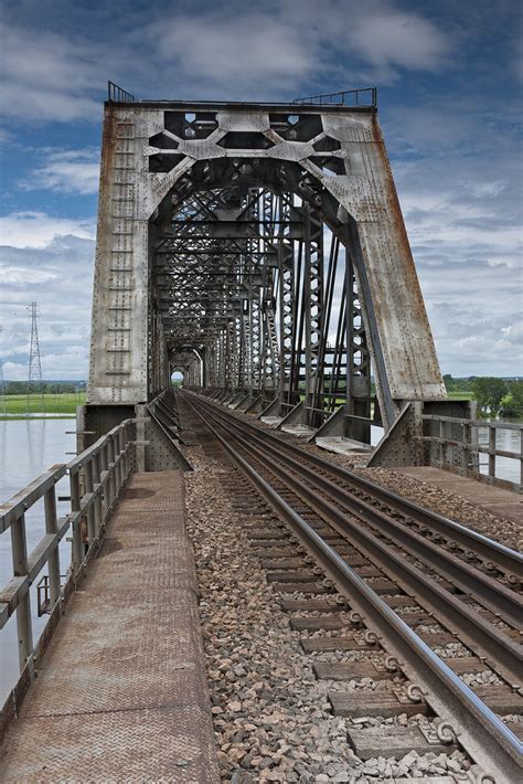Missouri River Rail Bridge Near Sibley Mo Missouri River Flickr