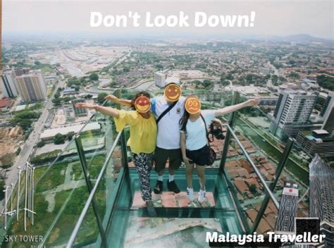 Pada siapa yang tak pernah pergi lagi bolehlah tengok sikit view apa yang dapat dari atas ni tapi yang tak cool sikit je part yang clear glass tu tak adventure lansung… The Shore Sky Tower, Melaka