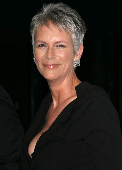 Jamie lee curtis haircut jamie curtis very short hair short hair cuts short hair styles pixie why jamie lee curtis is having a style renaissance. Pin on How cute is this!!!!!