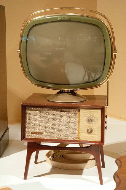 Old Tv Set Vintage Television Vintage Tv Old Tv