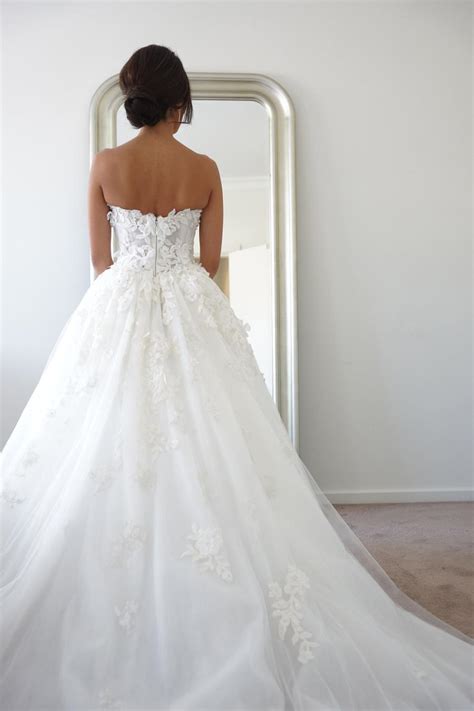 Get Inspired Beautiful Real Brides With Stunning Wedding Dresses