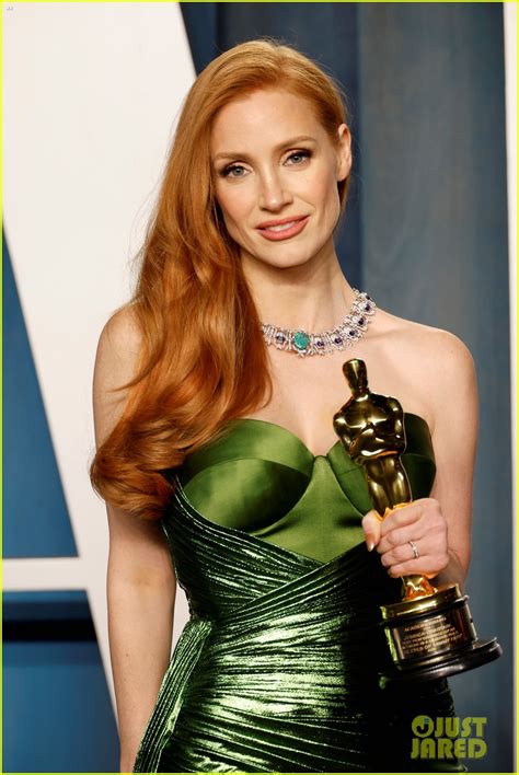 Oscar Winner Jessica Chastain Is A Green Goddess At Oscars After