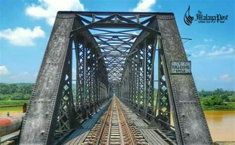 Penjelasan uraianjawablah pertanyaan di bawah ini! Guillemard, jambatan kereta api terpanjang di Malaysia ...