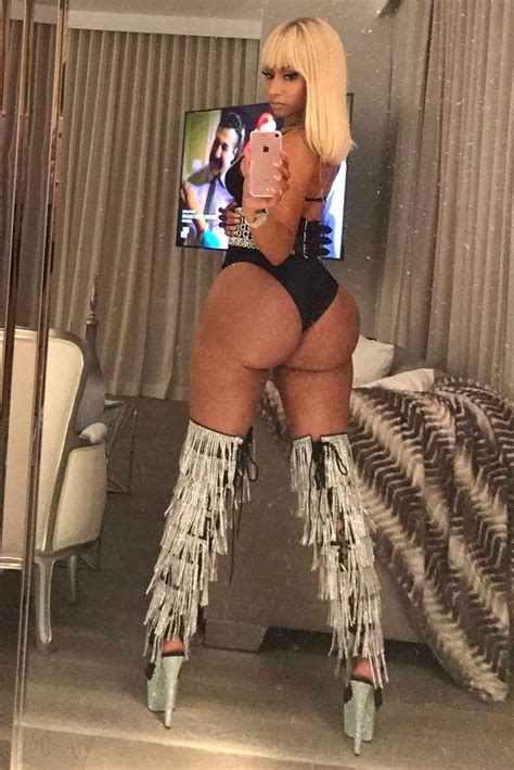 Nicki Minaj Flaunts Her Booty While Showing Off Fringe Boots