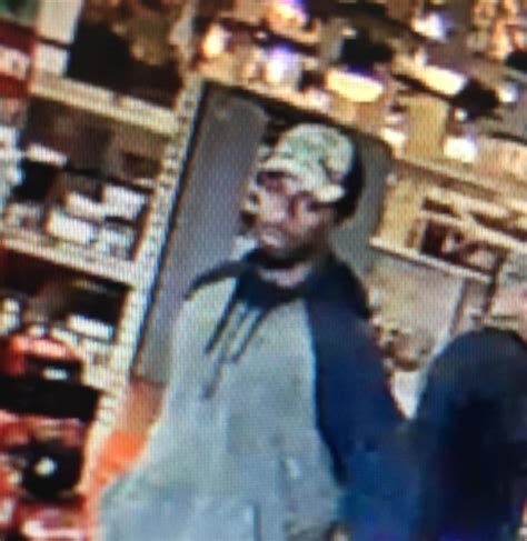 Savannah Police Seek Shoplifting Suspect Caught On Camera Wsav Tv