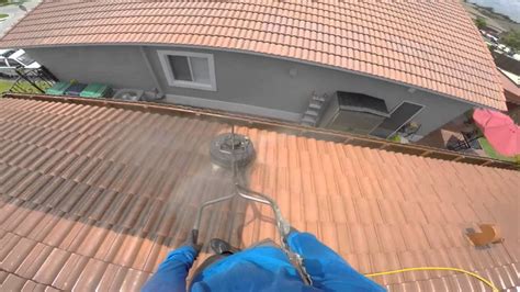 Roof Tiles Pressure Cleaning With 8 Gpm Pressure Washer Youtube