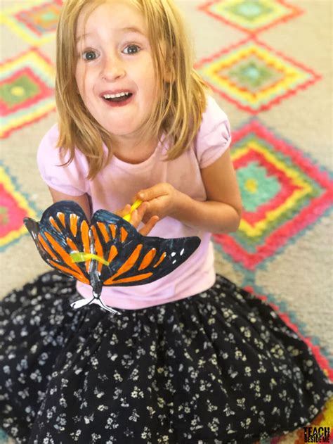 Flapping Butterfly Craft In 2020 Butterfly Crafts Butterfly Lessons