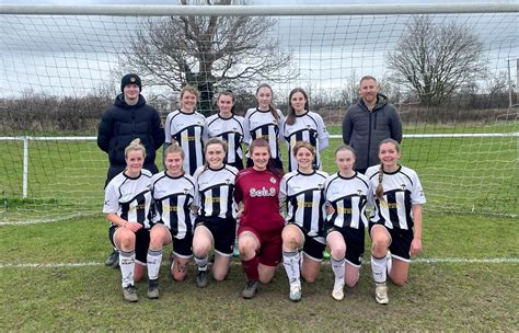 Womens Football Team Is On The Lookout For More Players Stroud Times