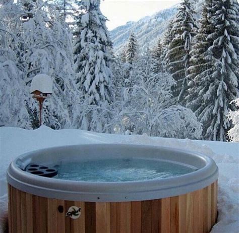 Escape To Paradise On Instagram Hot Tub In The Snow Tag The People