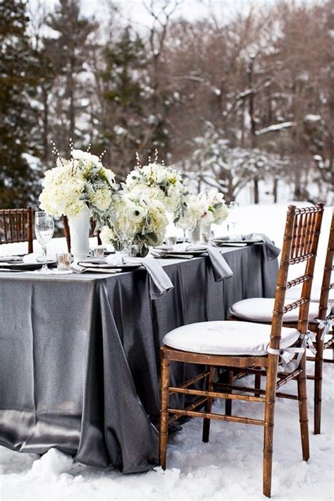 17 Chic Winter Wedding Tablescapes Youll Melt Over Winter Table