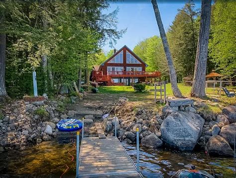 13 Cabin Rentals In Maine Cozy Log Cabins Lake Cottages For Rent
