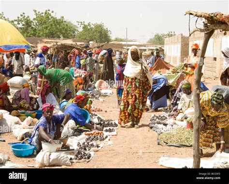 Le Burkina Faso Sahel Marché Hebdomadaire De Gorom Gorom Photo Stock