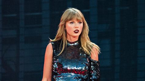 Taylor Swift Sexual Assault Case Singer Observes Anniversary In Tampa