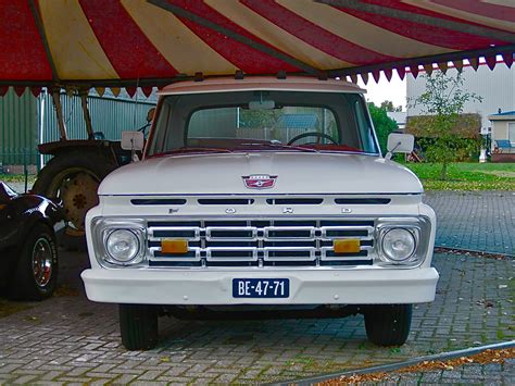 1964 Ford F100 Custom Cab Pick Up A Photo On Flickriver