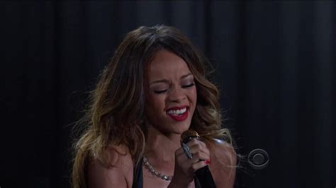 Rihanna And Mikky Ekko Perform Stay At 2013 Grammy Awards Hiphop N More