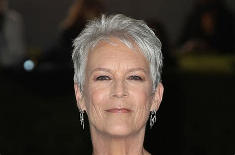 Jamie Lee Curtis Says She Was Embarrassed Filming Her Trading Places Topless Scene And