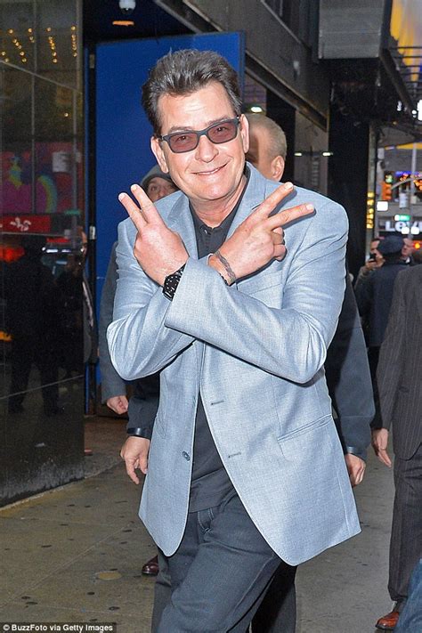 charlie sheen opens up about how he first reacted to hiv diagnosis daily mail online