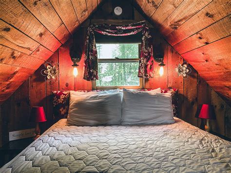 honeymooner cabin hocking hills cabin rentals romantic secluded