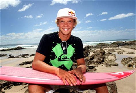 Wilson was born and raised in coolum beach, queensland. european style haircut: Surfer Hairstyle - Julian Wilson