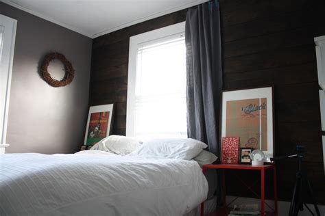 The deep rich color really comes out when it's paired with gray, but without making the room feel dark. Curtain Dying Drama | merrypad