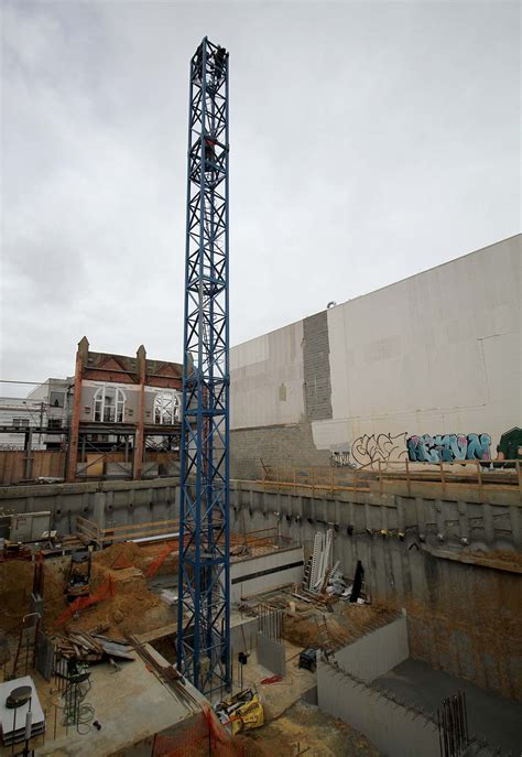 Tower Crane Installation At Elsternwick Ag Construct