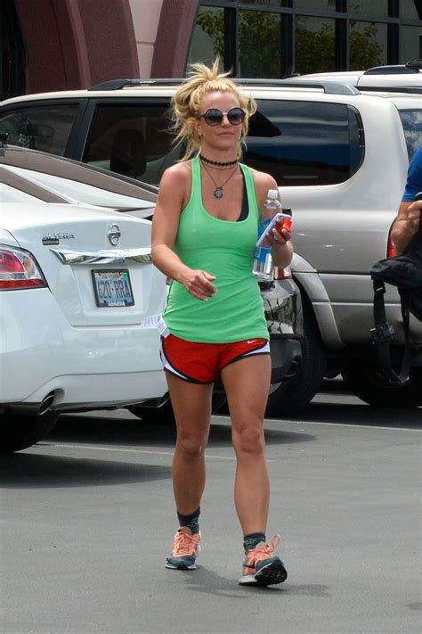Britney Spears Shows Her Fit Figure As She Practices Yoga In A Bikini My Xxx Hot Girl