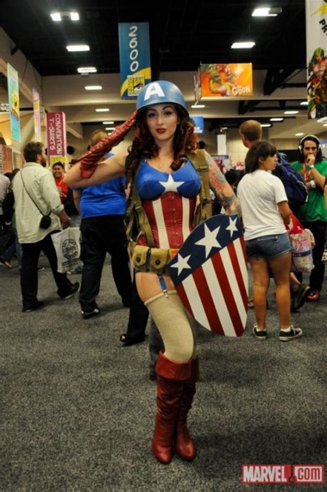 geek lyfe female captain america cosplay