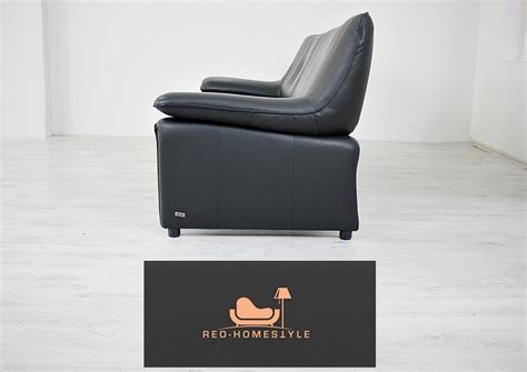 Dazu hast du die wahl zwischen vielen modellen: Laauser Plus Designer Sofa Dreisitzer Schwarz Leder Couch ...