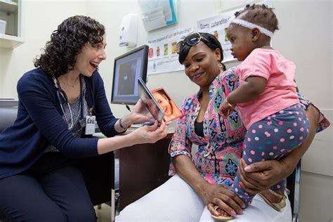 Pediatrics Group To Recommend Reading Aloud To Children From Birth