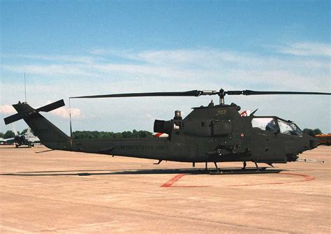 Hélicoptère Bell Ah 1 Hueycobra Cobra Helicoland