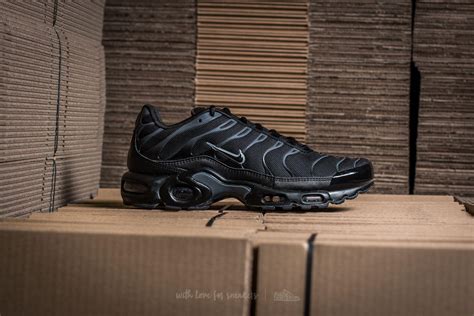 Nike Air Max Plus Black Black Pure Platinum For Men Lyst