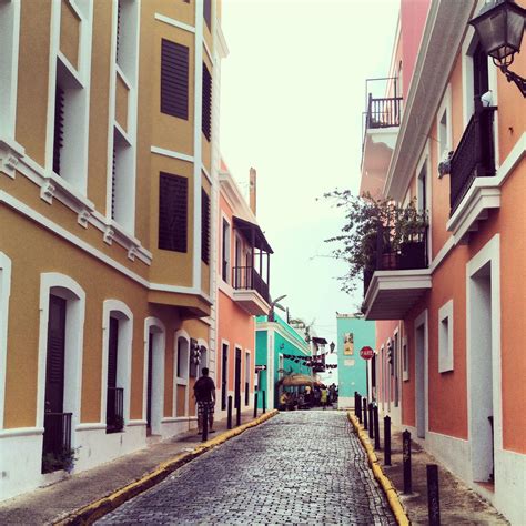 Streets Of Old San Juan Puerto Rico San Juan Puerto Rico Puerto
