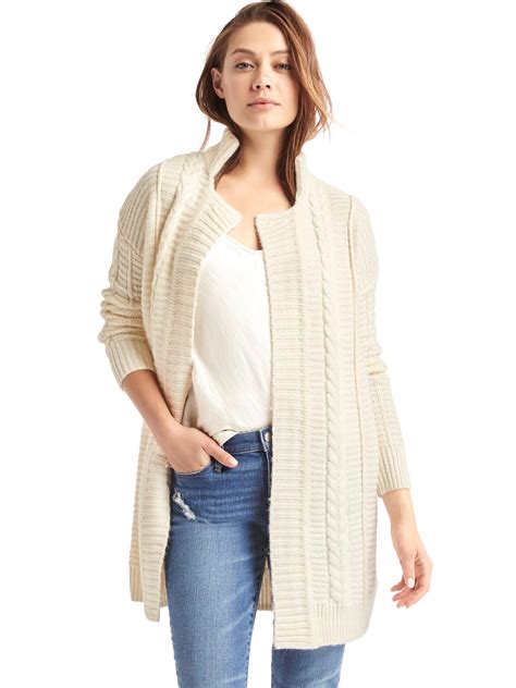 Cable knit notch collar cardigan | Chic sweaters, Sweaters for women, Cold weather sweaters
