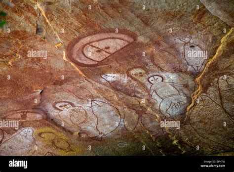 Wandjina Figures Created By The Worrorra People Raft Point Collier Bay