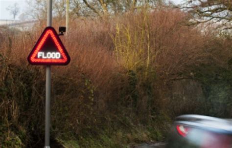 Led Flood Warning Signs Inc Vehicle Activated Scrimsign