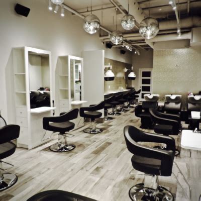 She takes the time to see what problems you may have with your hair and sets up a regiment for you to maintain even after. Studio Me Hair Design - Ottawa Ontario | Hair salon design ...