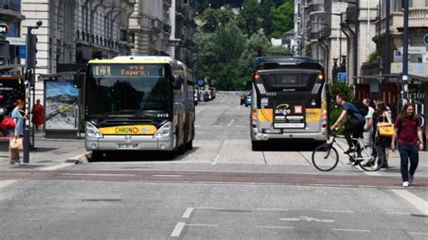 Grenoble Condamn Apr S Avoir Bless Le Passager D Un Bus Avec Un Cutter