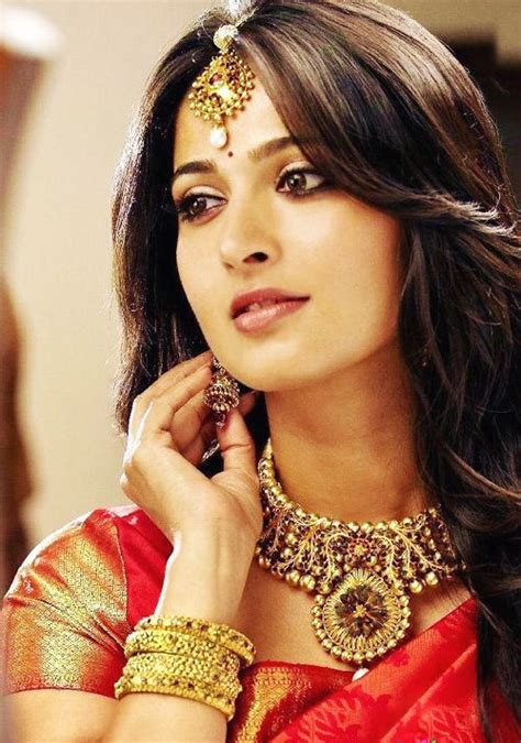 Indian Jewelry Tikka Gold Bangles Necklace Beautiful Indian Actress