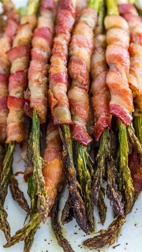 Crispy Bacon Wrapped Asparagus [Video] - Sweet and Savory Meals