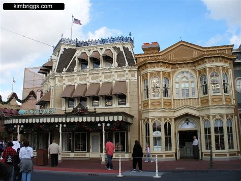 02 Magic Kingdom Main Street Usa