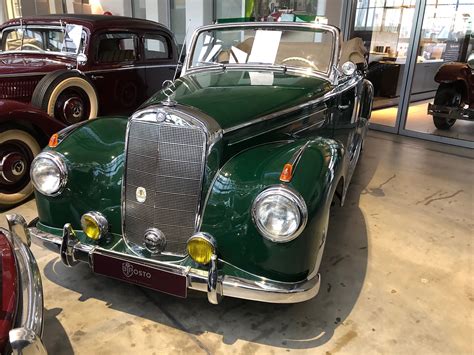 1952 MERCEDES-BENZ 220 CABRIOLET A VOLLSTÄNDIG RESTAURIERT - Biposto
