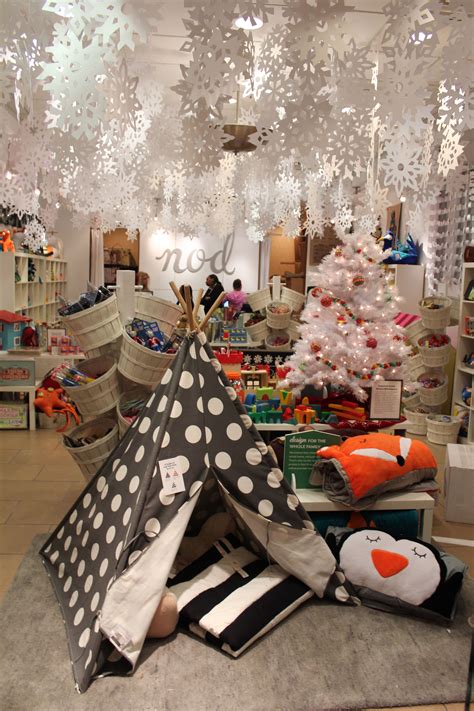 The Land Of Nod Holiday Pop Up Store Make A Winter Wonderland For