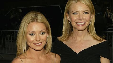 Kelly Ripa Sparks Reaction After Sharing Photo With Hope And Faith Co Star Faith Ford Hello