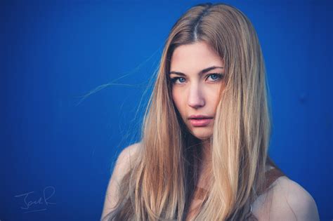 Wallpaper Face Women Model Blonde Long Hair Singer Blue Black