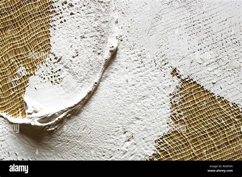 A Wash Of White Primer Of The Canvas Texture For Artists Stock Photo
