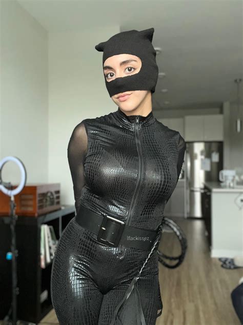 [cosplay] Working On My Catwoman Cosplay From The Batman Dccomics