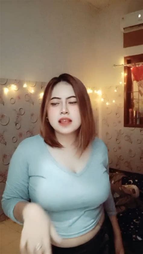 janda semok live tiktok terbaru goyang manja bigo live hot desah by mom zahra