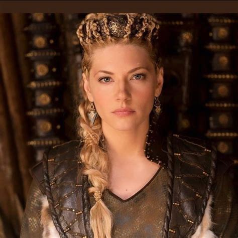 83 Likes 4 Comments Lagertha Lothbrok ⚔️ Lagertha Vikiing On Instagram “hail Queen