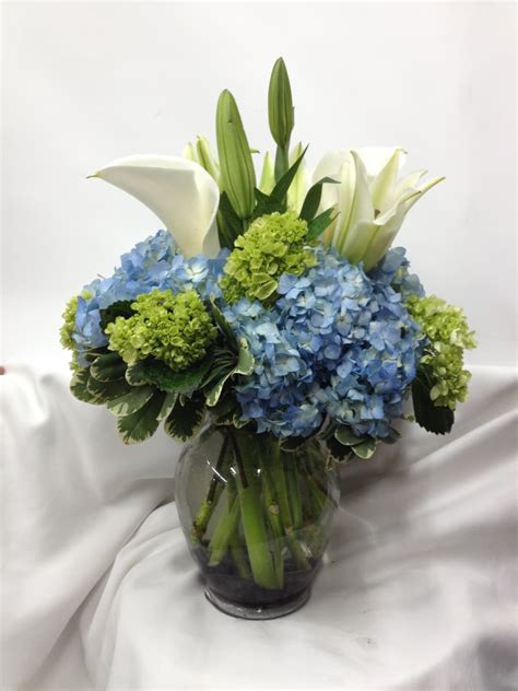 Elegant Sophistication Bouquet By Mr Bokay Flowers And Greenhouse